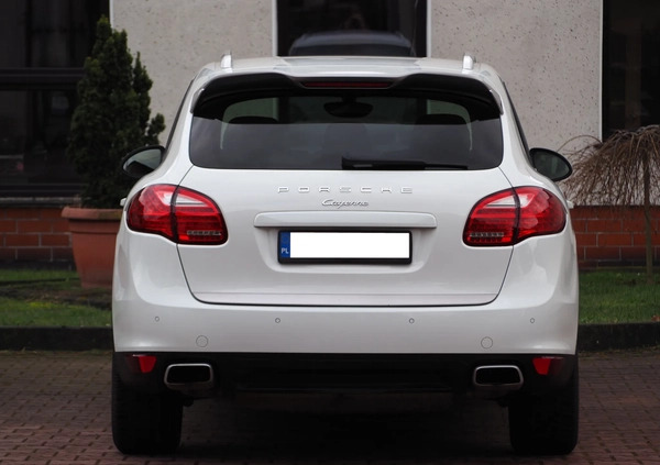 Porsche Cayenne cena 119000 przebieg: 205000, rok produkcji 2014 z Poręba małe 562